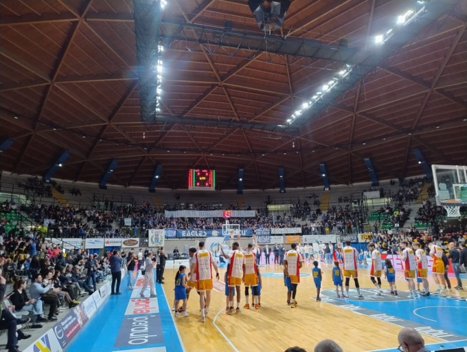 Cantù doma Pesaro: la partita finisce 85-78