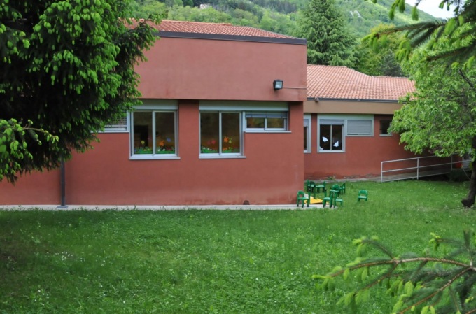 Scuola più sicura con il parco separato per i soli studenti