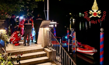 Scavalca la staccionata per tornare in albergo, ma finisce nel lago