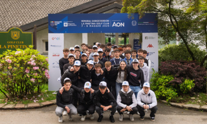 Studenti a scuola di golf a La Pinetina