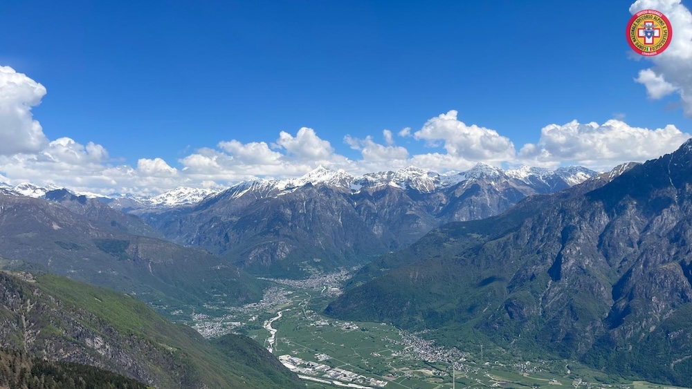 Livo turista disperso vigili del fuoco e soccorso alpino
