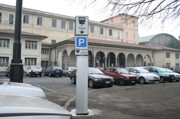 Assemblea cittadina sull’ex De Amicis: si può prenotarsi per intervenire