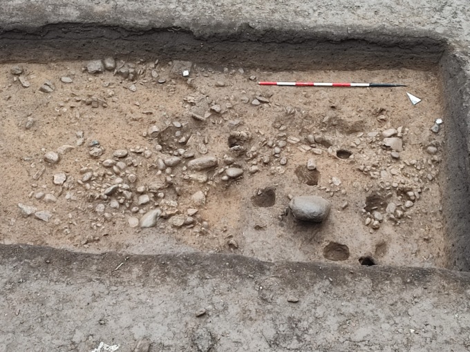 Reperti del Neolitico trovati durante i lavori al cimitero