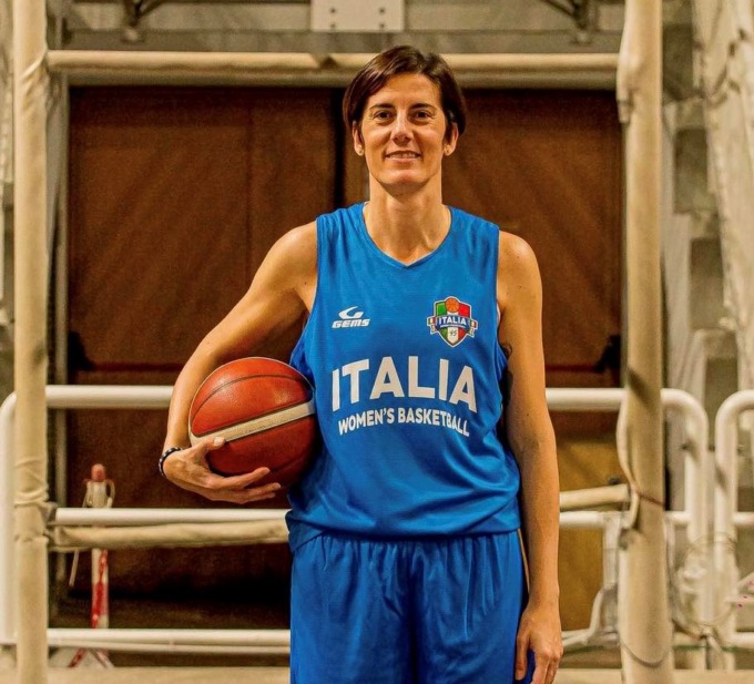 Raffaella masciadri Italia Overt45