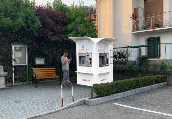 Nuova casetta dell’acqua, l’inaugurazione a Bizzarone