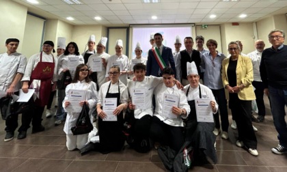 Successo per il primo "cooking show del Parini": è partito il Maggio Pariniano