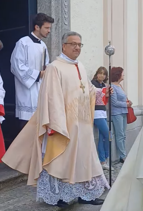 molo 14 bellagio monsignor ivan salvadori (2)