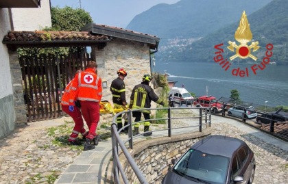 Anziana cade in casa, intervengono i Vigili del fuoco