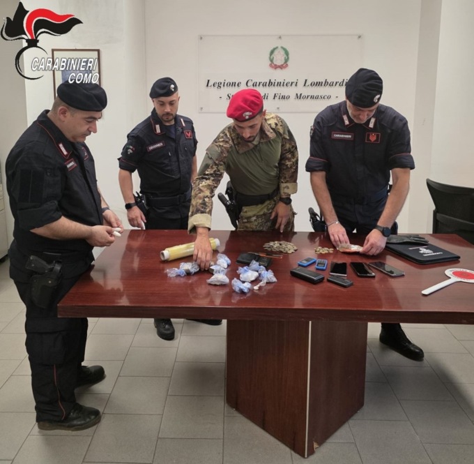 Controlli anti spaccio: fermati due stranieri