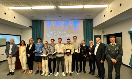 Premiati nuovi talenti della cybersecurity all'Insubria