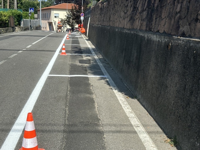 Dieci stalli di sosta in viale Boselli anche per rallentare la velocità dei mezzi in transito