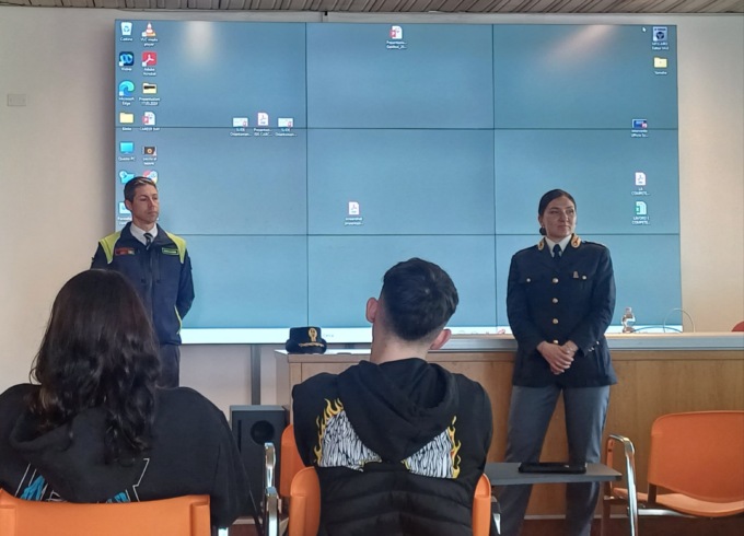 Lezione di legalità con gli alunni dell’istituto “Ripamonti” di Como