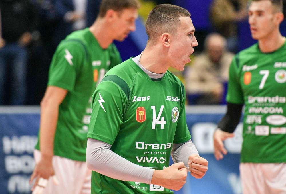 Nikolay Ivanov (24)
