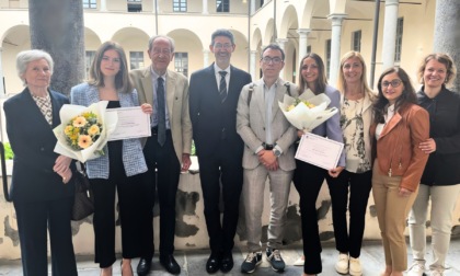 Premio di laurea in memoria del Cavalieri Aldo Bianchi a due neolaureate in Infermieristica