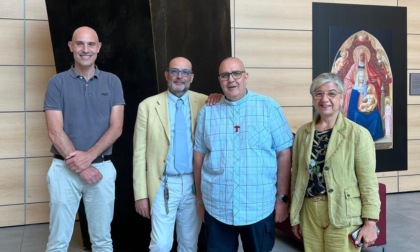 Padre Alessandro saluta e ringrazia la comunità ospedaliera