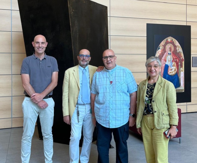 Padre Alessandro saluta e ringrazia la comunità ospedaliera