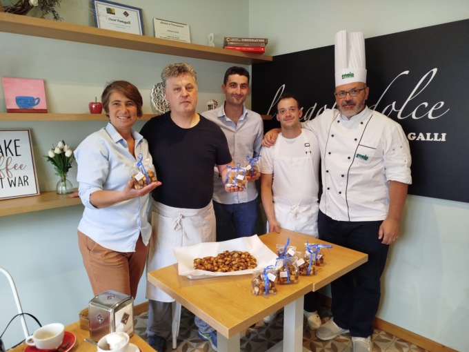 Nascono i “Bosisiesi”: il dolce ufficiale dedicato al paese è realtà