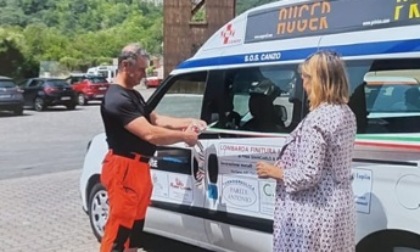 Sos, inaugurato il nuovo mezzo per i disabili