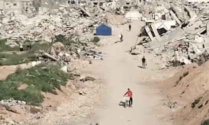 Nell'inferno di Gaza la forza della vita prevale sull'orrore della guerra