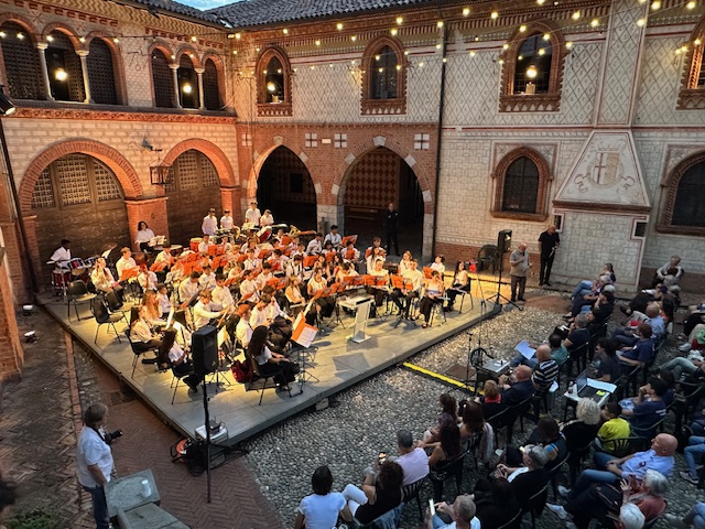 Il concerto di 61 giovani musicisti si ferma per rompere il silenzio su Gaza