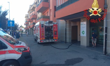 Incendio distrugge il box di un'abitazione