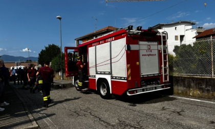 Minaccia di buttarsi da una gru, paura a Cassina Rizzardi
