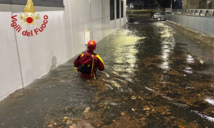 Violenta ondata di maltempo in provincia, Vigili del fuoco al lavoro senza sosta