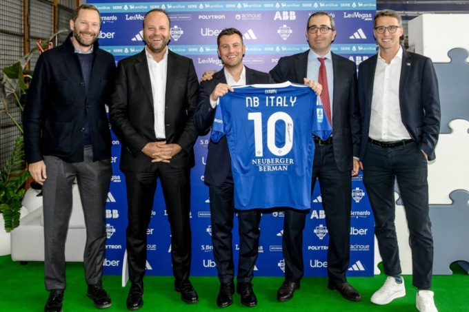 Il Como 1907 rinnova la partnership con “Neuberger Berman”