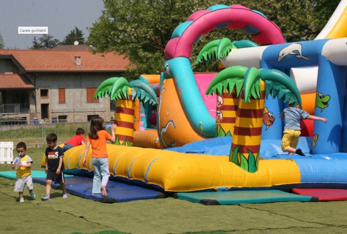 La rotonda, gonfiabili gratis per i bambini