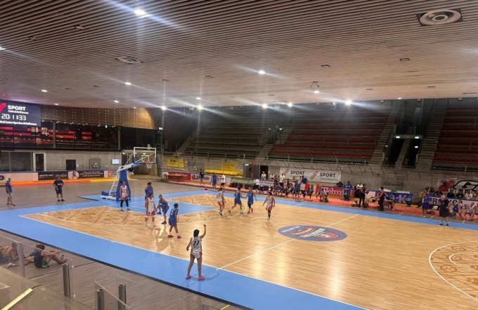 Il derby azzurro di maxi basket femminile