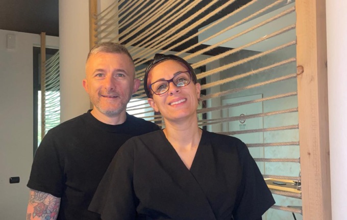 Angela e Romano volano a Venezia, massaggiatori al Festival del cinema