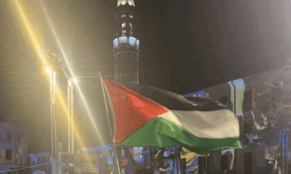 Celtic-Ajax: la bandiera palestinese esposta a Como diventa un caso in parlamento