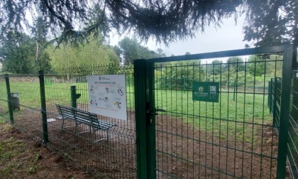 Nuova area cani al centro sportivo