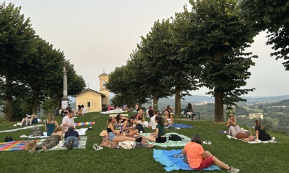 Più di 40 persone riunite sul colle di San Maffeo per la "Notte sotto alle stelle"