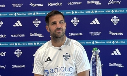 Fabregas presenta Como-Lazio: "Sarà una grande partita. Europa? Procediamo per passi piccoli"