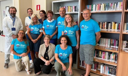 Donati 300 libri per i pazienti dell'ospedale