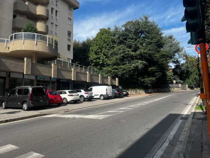 Rissa notturna in via Milano