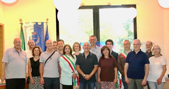 Don Ferdinando (Pax Christi) liberato, la gioia del sindaco comasco