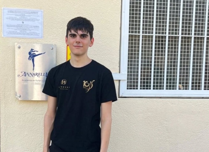Aspirante ballerino professionista ammesso all’accademia portoghese