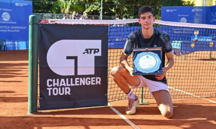 Mikrut trionfa al Como Lake Challenger