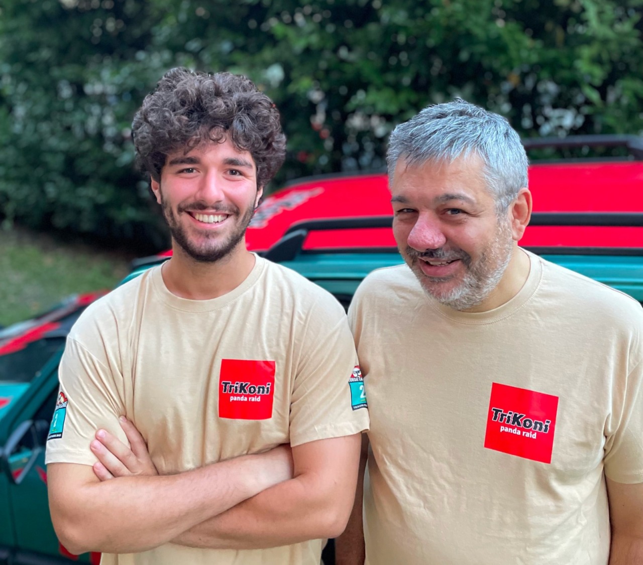 Padre e figlio in Panda nel deserto alla Tunisie Challenge 2025