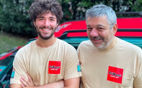 Padre e figlio in Panda nel deserto alla Tunisie Challenge 2025