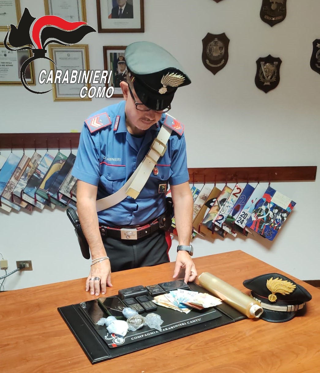 Spaccio nei boschi: arrestati due uomini