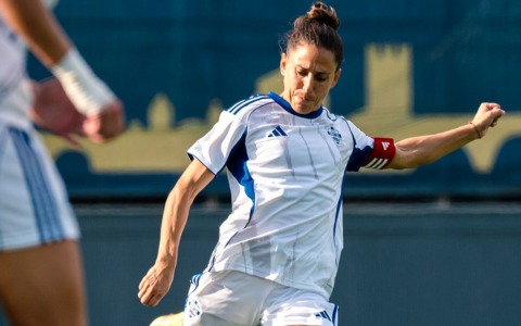 Il Como 1907 bagna il debutto in B femminile pareggiando a Bologna 2-2