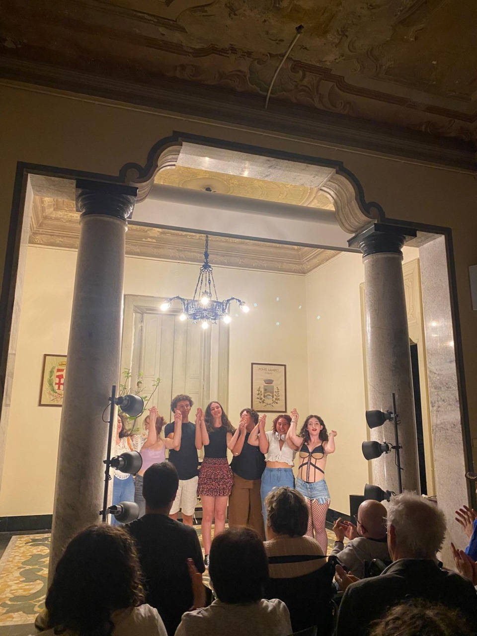 “Quando sarà primavera”, sul palco uno spettacolo intenso e coinvolgente