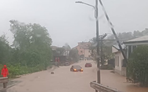 Maltempo: allagamenti in città