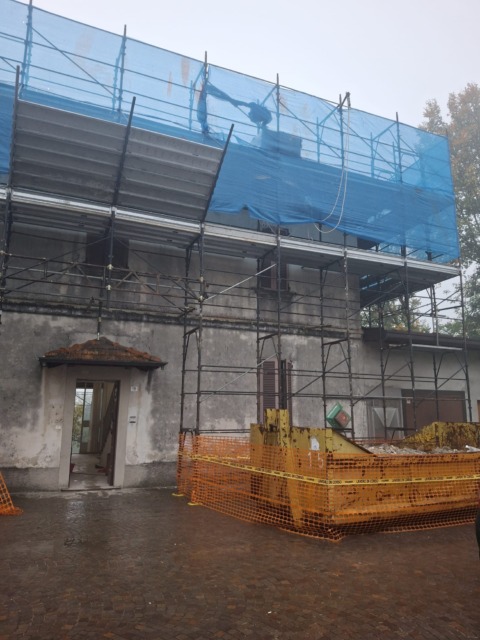 Housing sociale nell’ex casa parrocchiale, al via i lavori per ristrutturare l’immobile