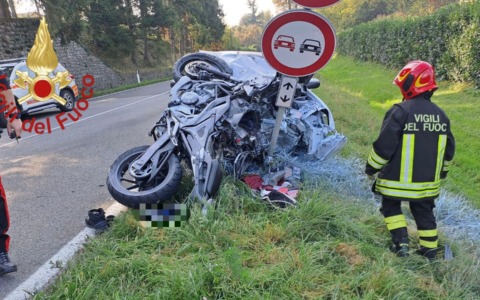 E’ deceduto il motociclista coinvolto in un terribile incidente stradale