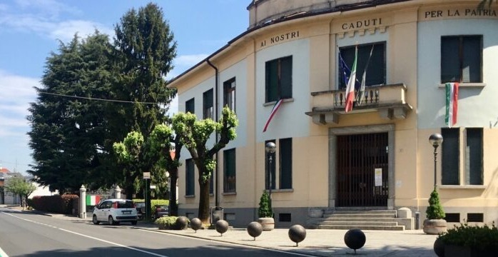 L’architettura comunale in una tesi di laurea