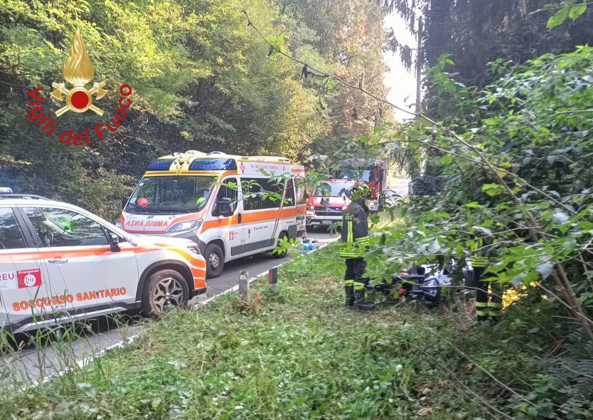 Cade dalla moto, morto un uomo di 65 anni